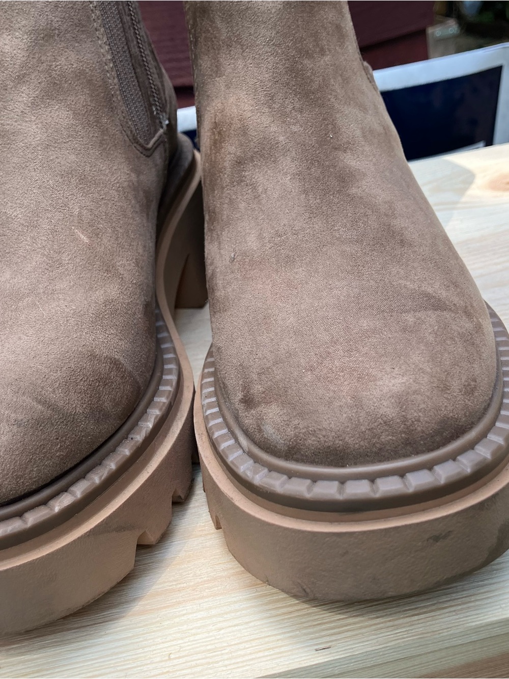 Universal Thread Kyrie Tan Lug Sole Chelsea Boots Size 9 Memory Foam - Picture 6 of 14